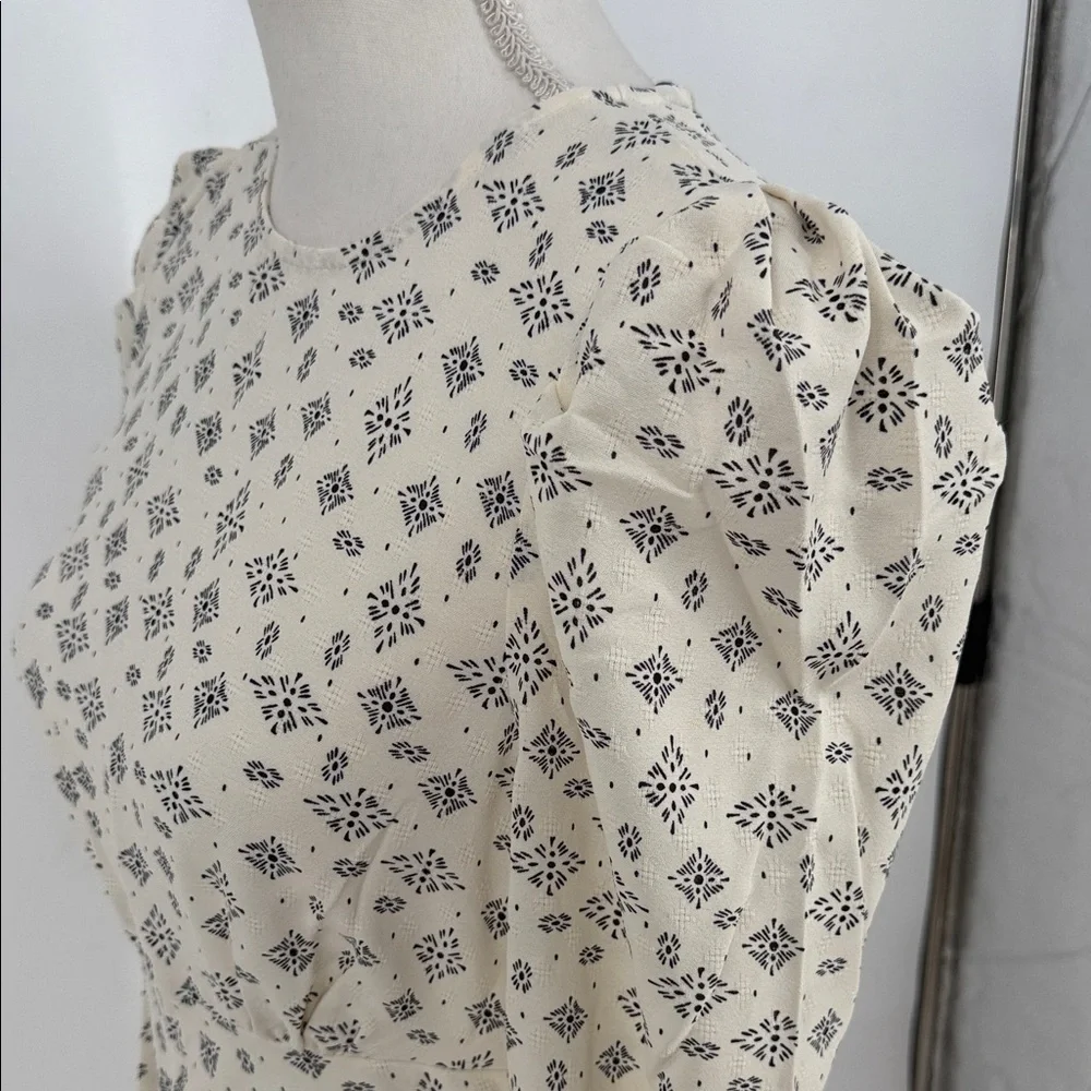 NWT MANGO Printed Ruched Dress SIZE 4 - Picture 5 of 10